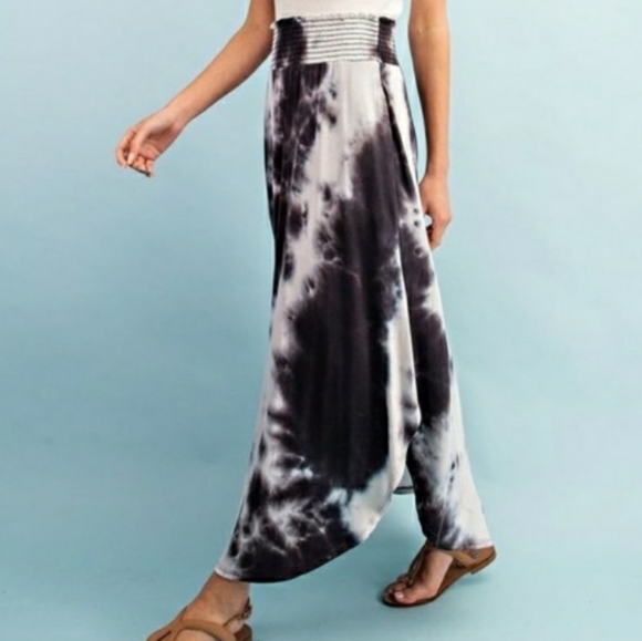Tie Dye Maxi Skirt with Side Pockets - Picture 3 of 6